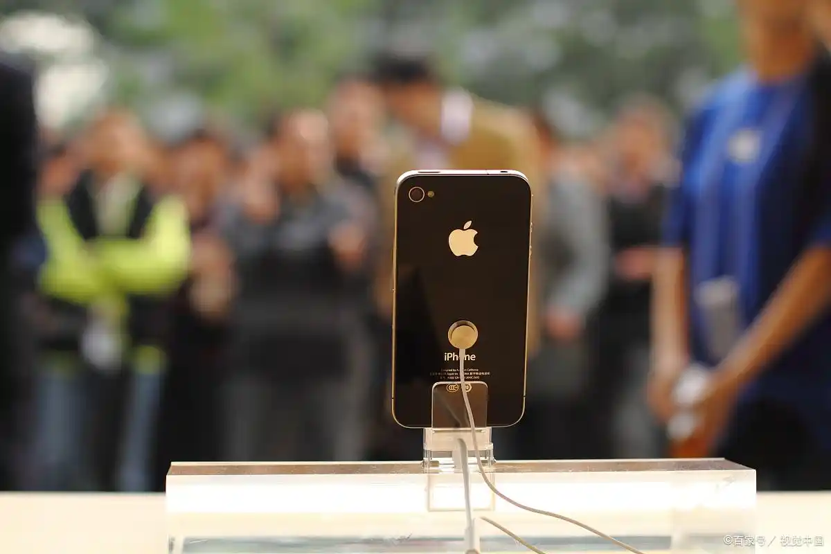 iPhone4收藏保养_iphone4 爆炸_iPhone4电池鼓包安全隐患