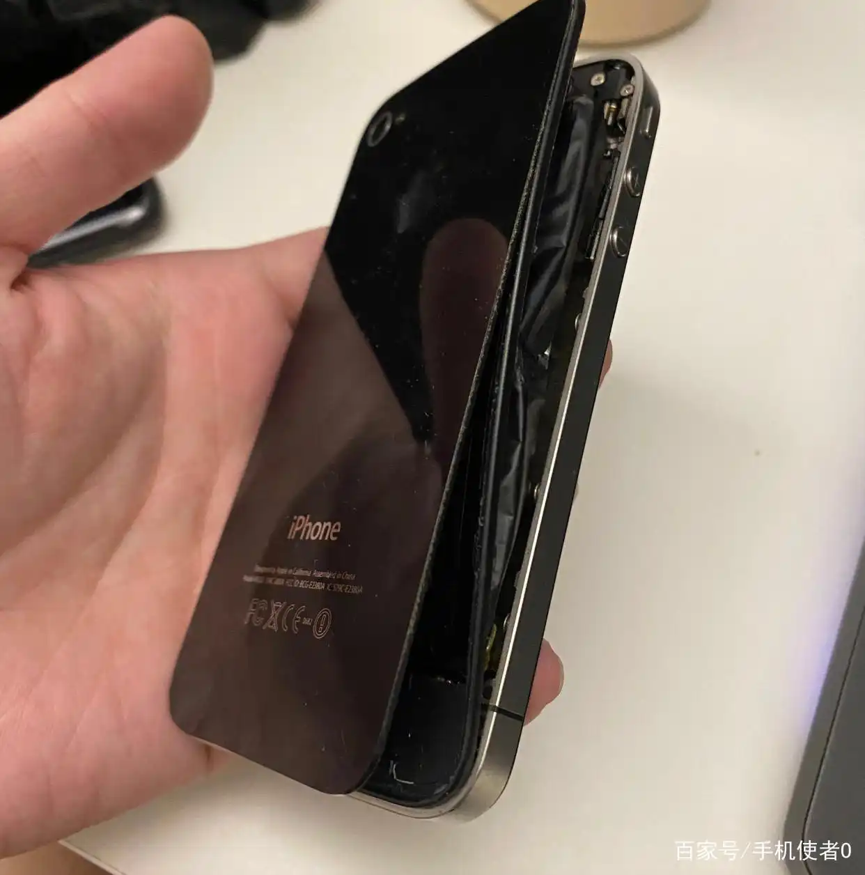 iPhone4收藏保养_iPhone4电池鼓包安全隐患_iphone4 爆炸