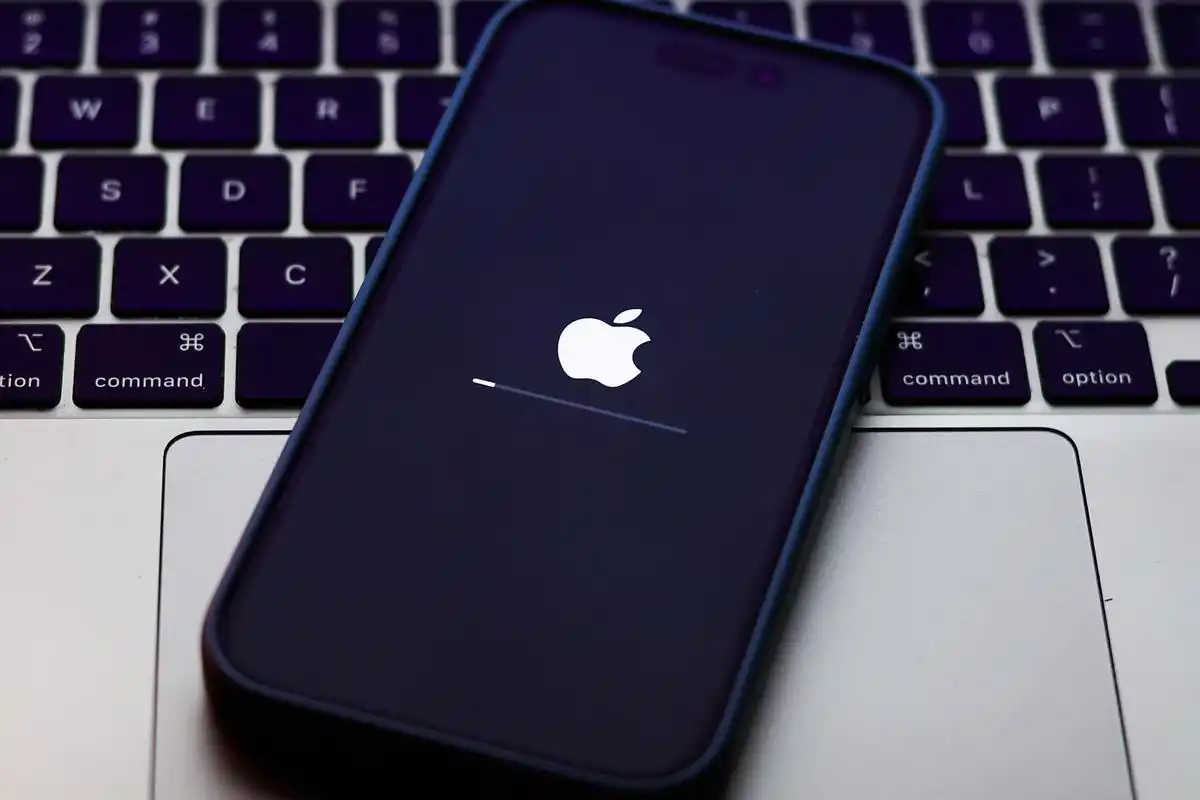 iPhone 4天线门真相_iphone4 爆炸_信号格虚假显示揭秘