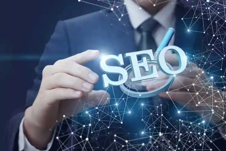 SEO优化核心目标_平衡用户体验与搜索引擎规则_移动端用户搜索行为
