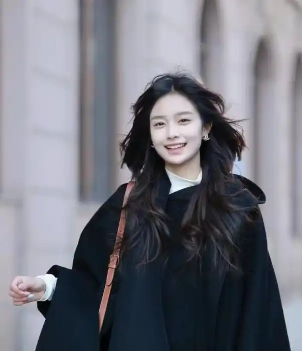 脸型选择发型_宽脸女生适合的发型_秋冬发型设计